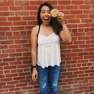 Meet your Posher, Olivia